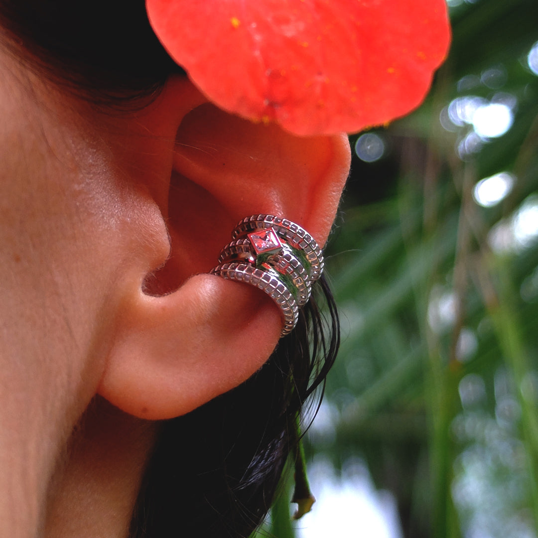 ear cuff